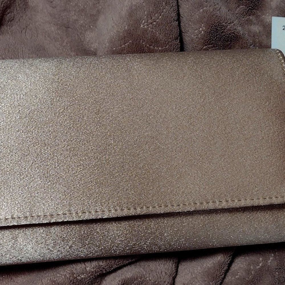 Gold La Regale Clutch